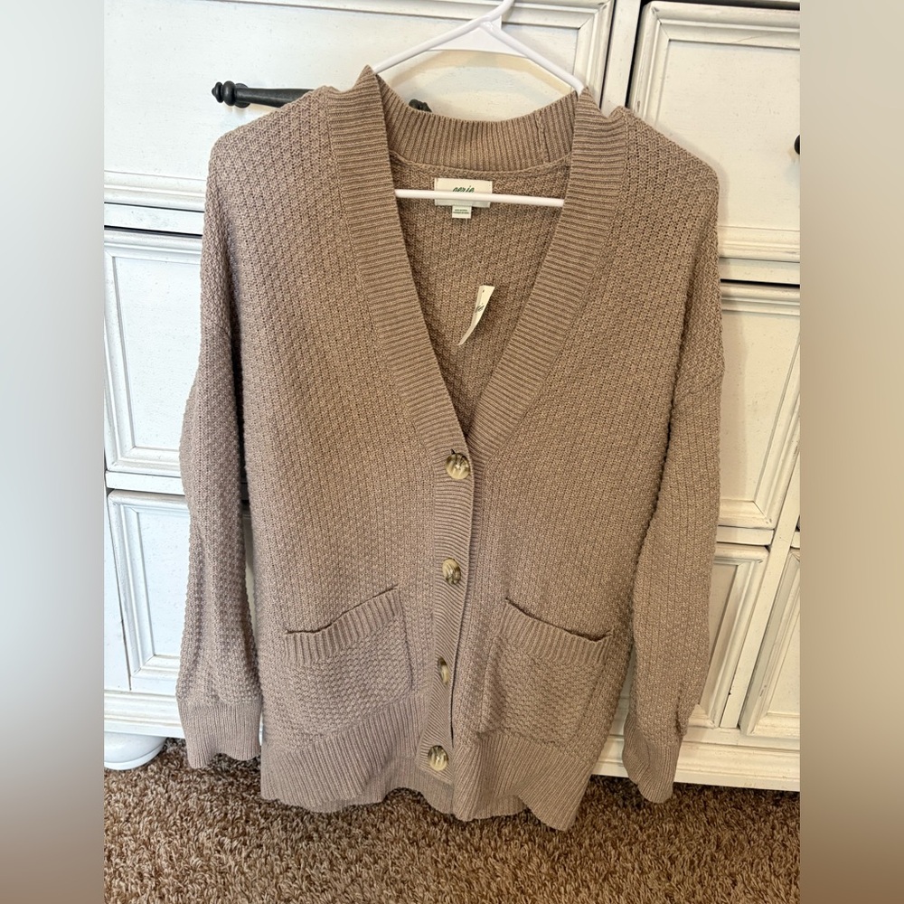 Aerie Cardigan NWT